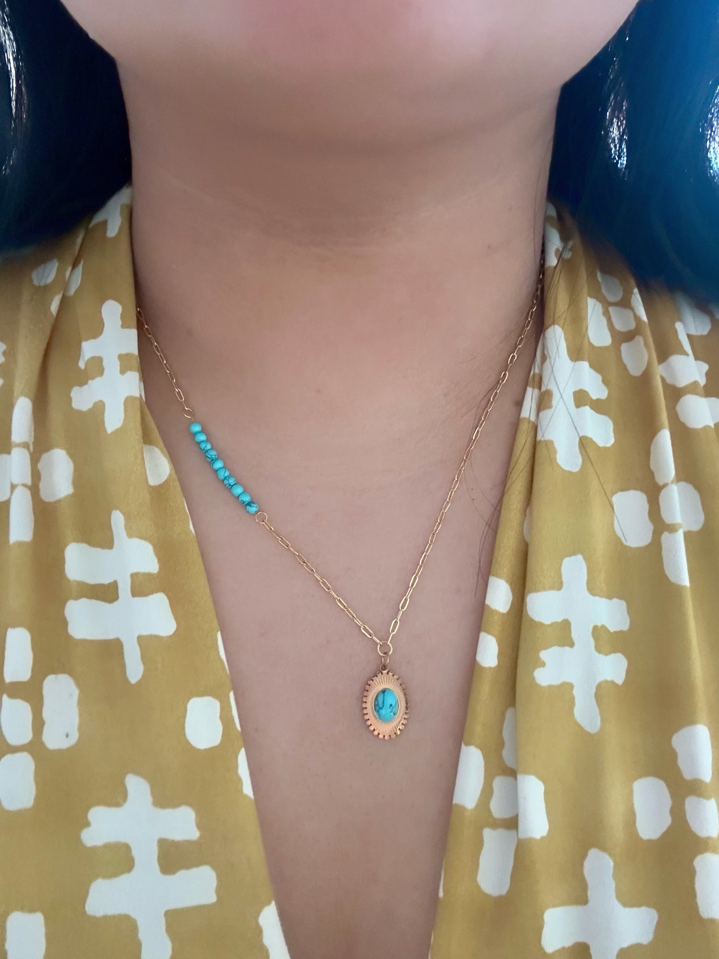 Collar turquesa