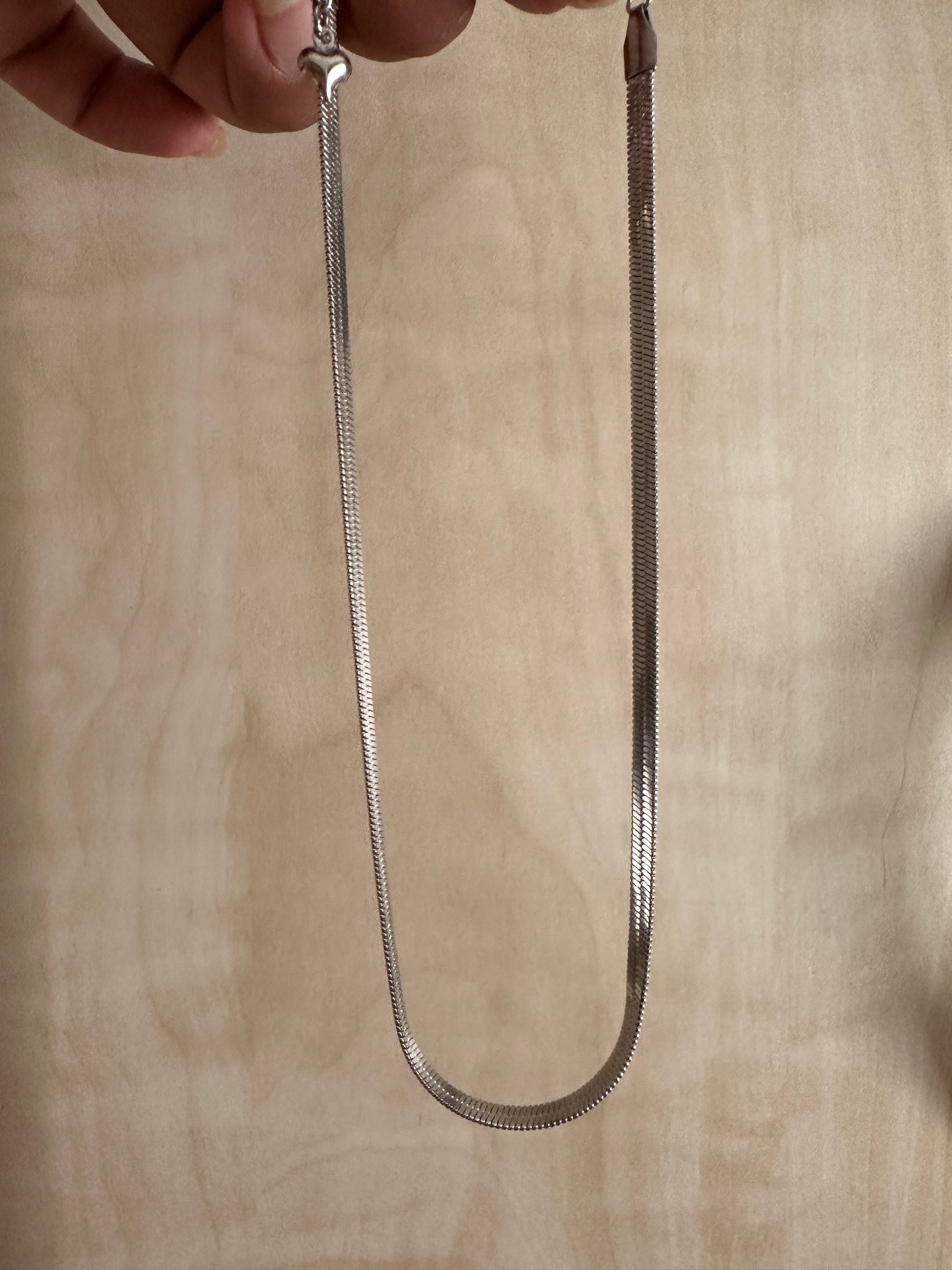 Collar liso Plata