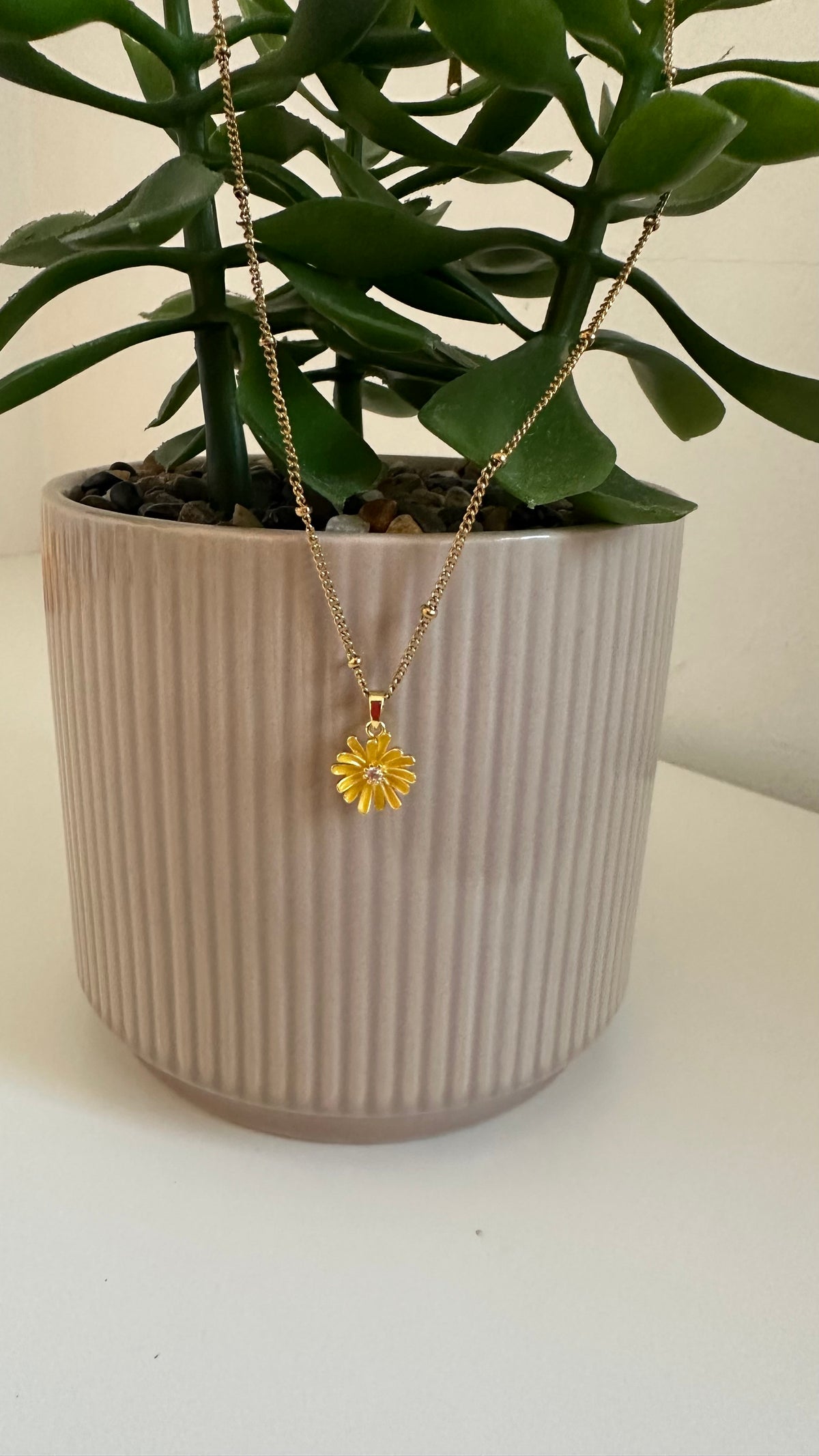 Collar Margarita Amarilla