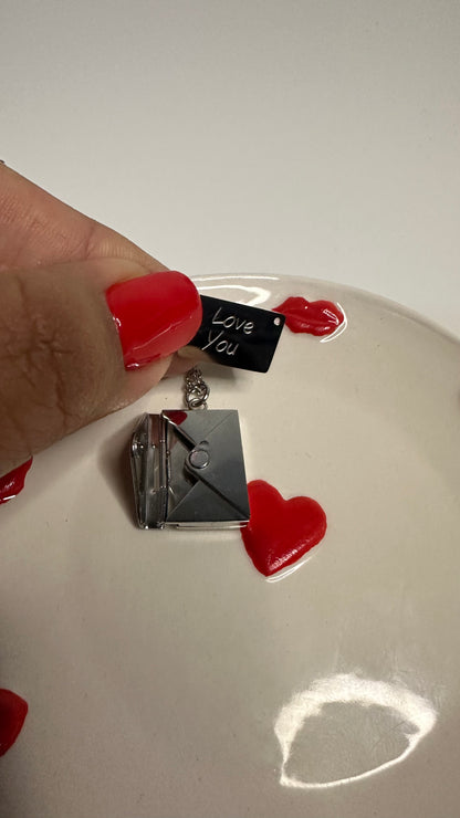 Colgante Carta love silver