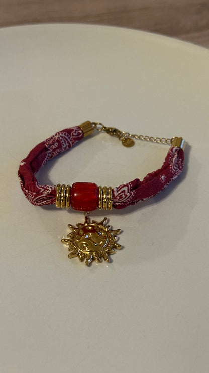 Pulsera tela roja