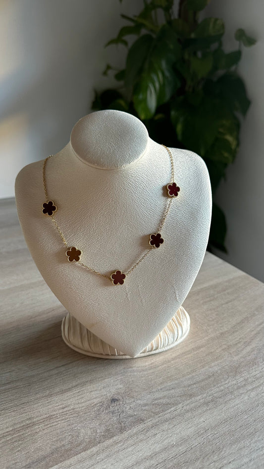 Collar trébol Brown