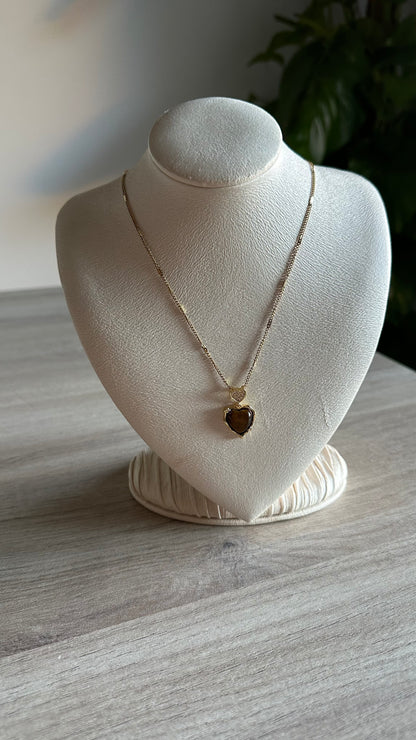 Corazón Brown