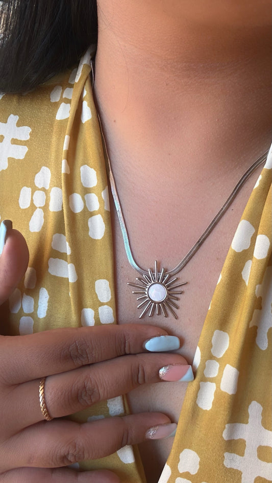 Collar Sol Plata