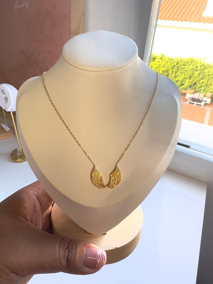 Collar Alas doradas