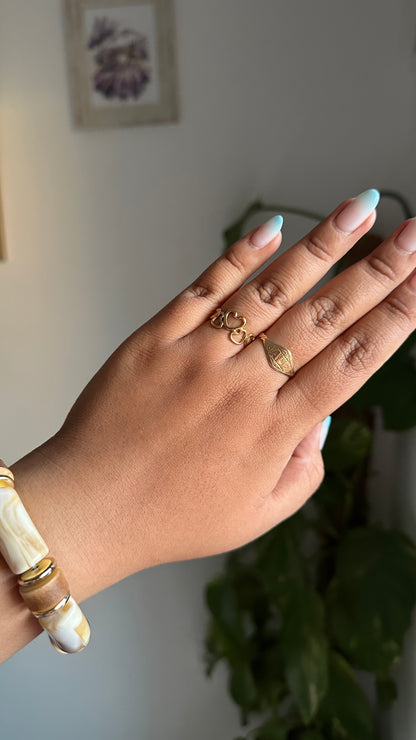 Anillo cadena corazón