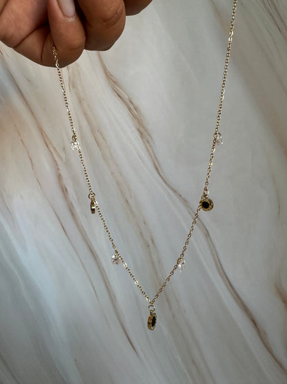 Collar Punto negro