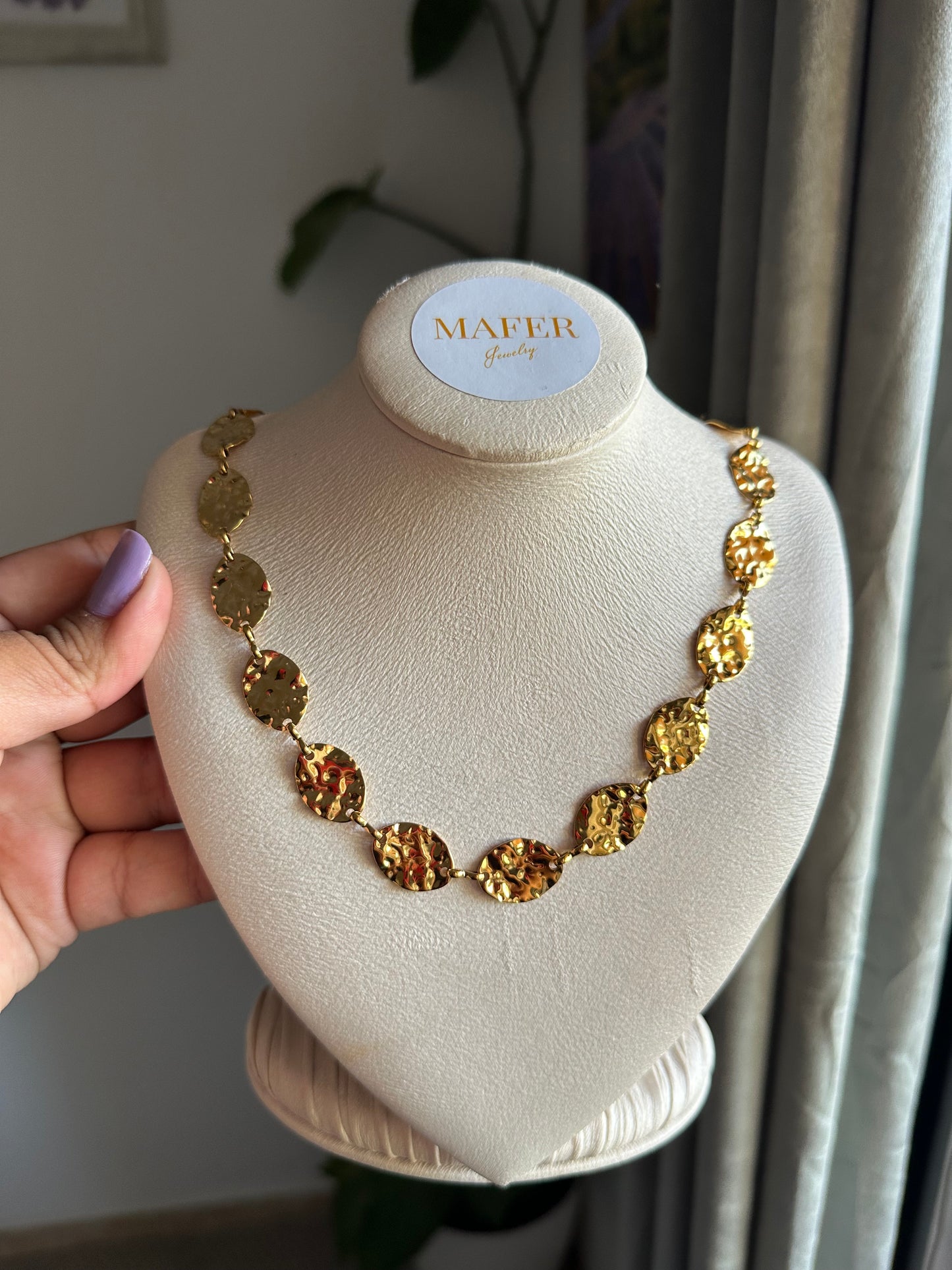 Collar moneda gold