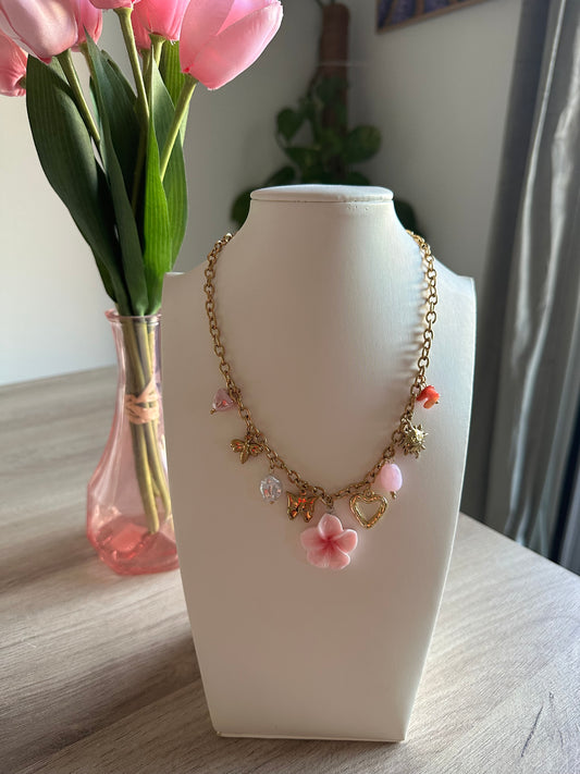 Collar Flor rosa