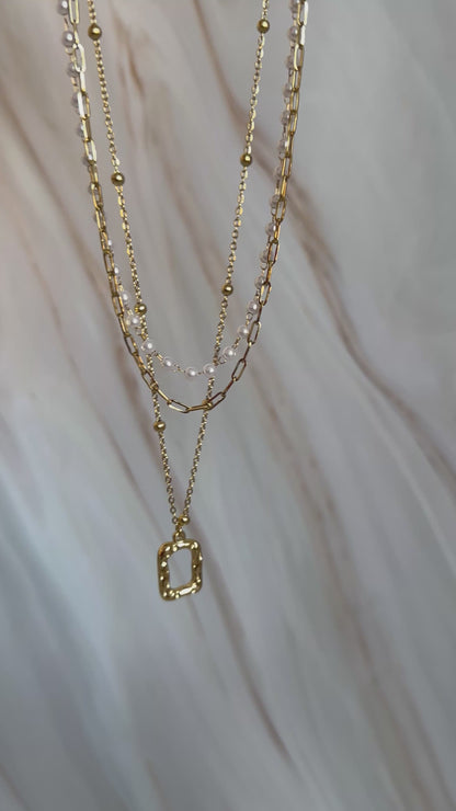Collar triple