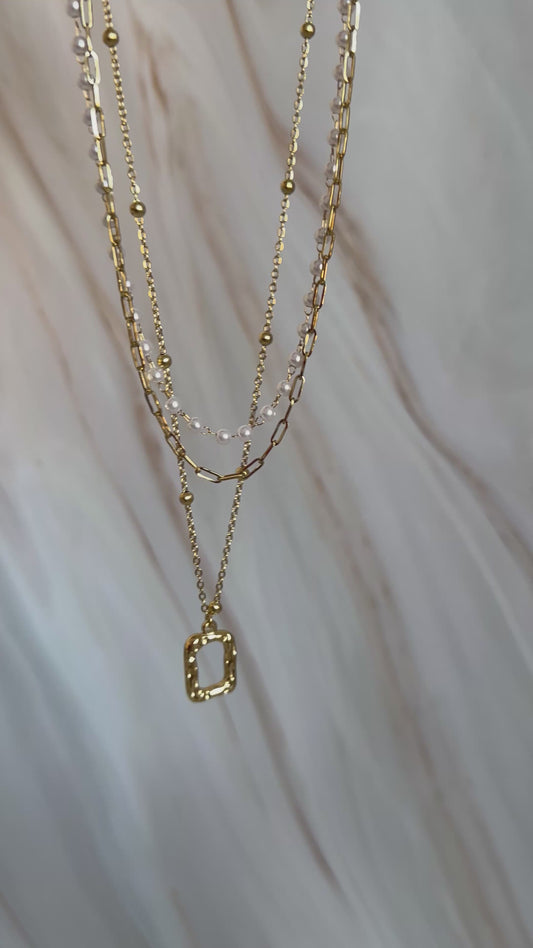 Collar triple